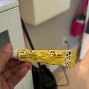 Yellow Wake Up Eye Gel - Yerba Mate Brightening Eye Treatment